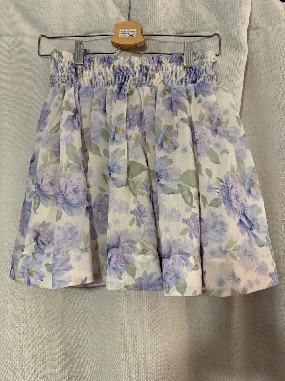 Floral Smocked-Waist Circle Skirt in Lavender and Cream - Picture 2 of 4